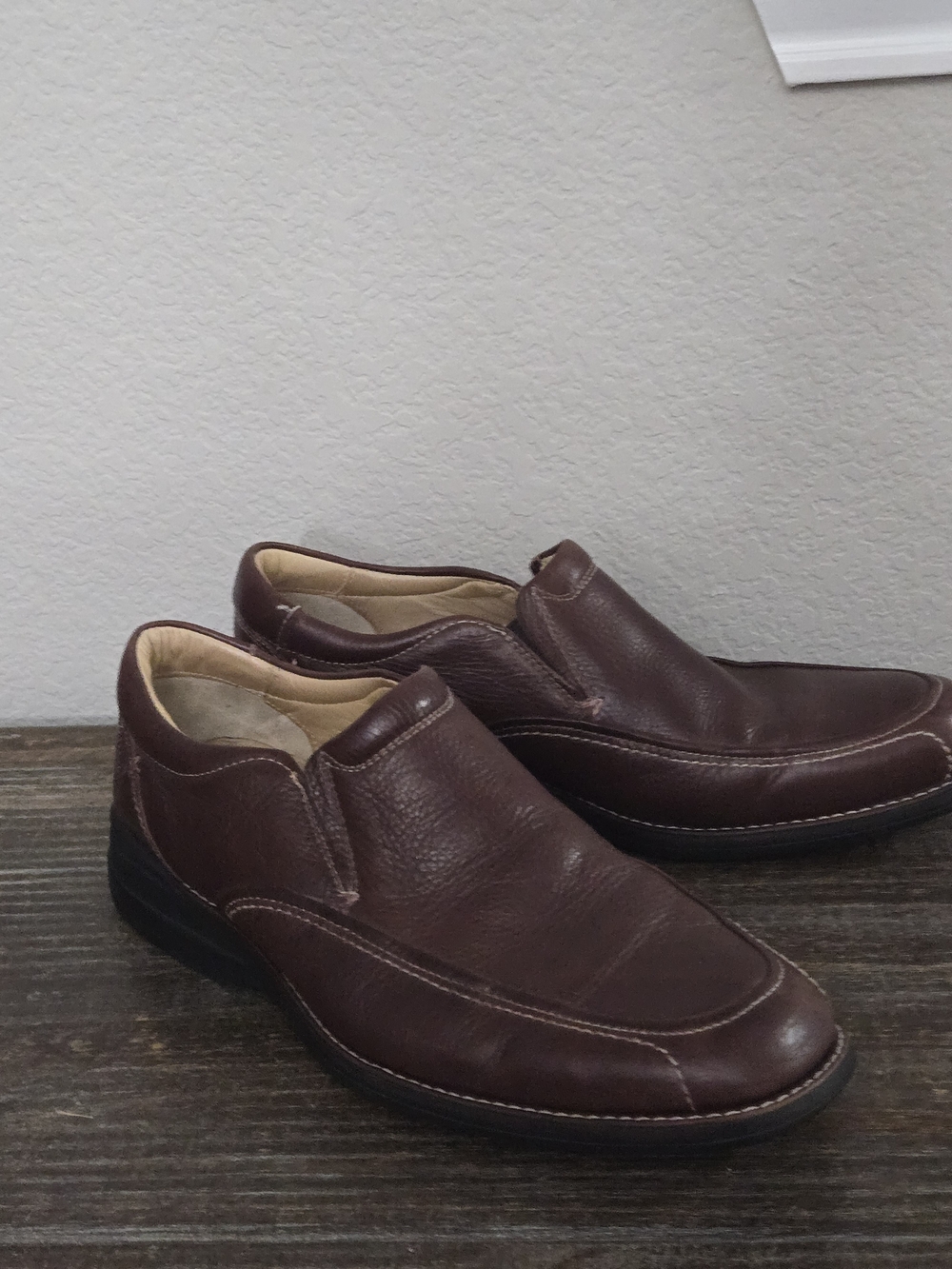 Johnston & Murphy Brown Leather Slip-On Loafers